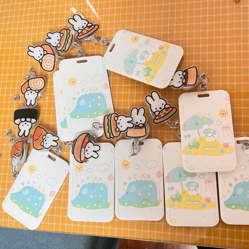 Kawaii Tech Accessories - Uroczy zwijany uchwyt na identyfikator Miffy